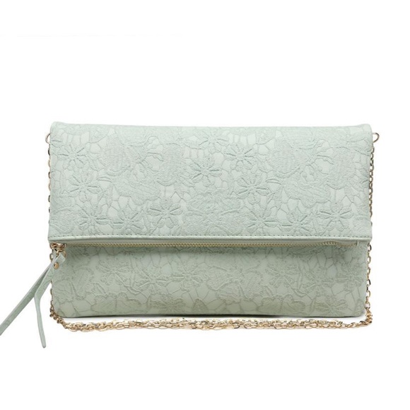 Urban Expressions Dorothy Crossbody Clutch - Picture 6 of 14